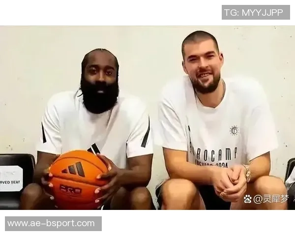 长点心吧祖巴茨嬉戏打闹引哈登不满严厉训诫他认真听讲