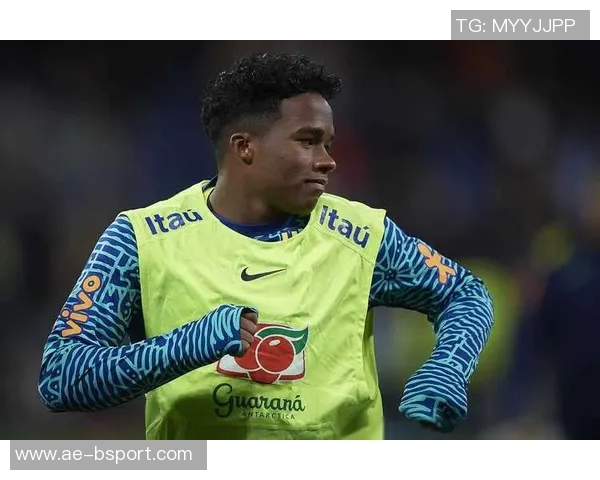 内马尔术后首次触球训练预计2月4日对圣保罗比赛入选大名单 内马尔术后首次触球训练预计2月4日对圣保罗比赛入选大名单