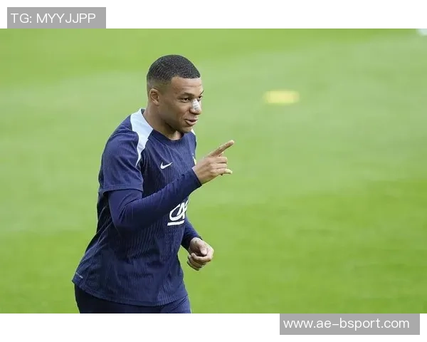 坎波斯回忆姆巴佩现场考察经历20分钟内惊艳进三球的瞬间